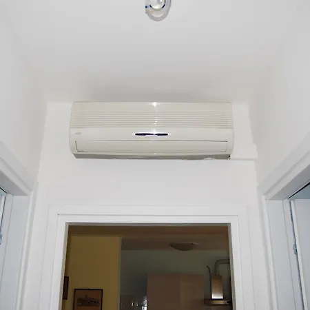 Condominio Tamina דירה *